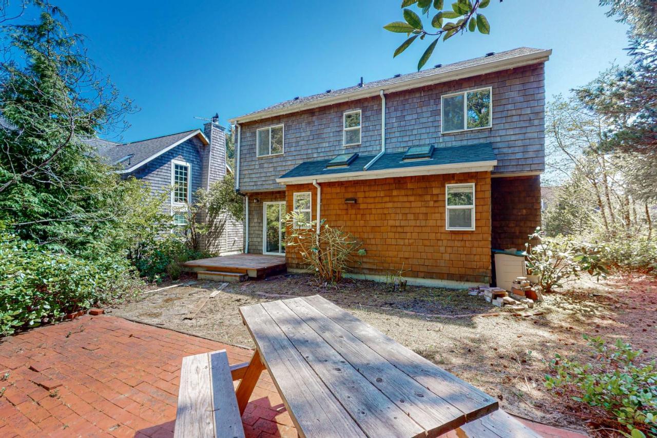 מנזניטה Castaway Cabin מראה חיצוני תמונה